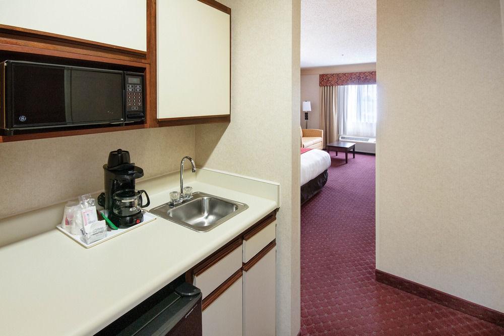 Comfort Parkersburg South Hotel 3*